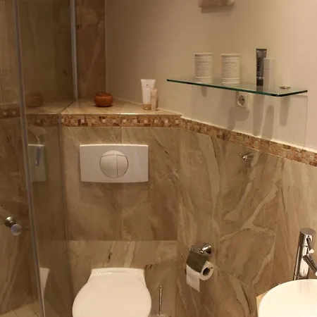 Godeke Michels 24 Seestr5b *